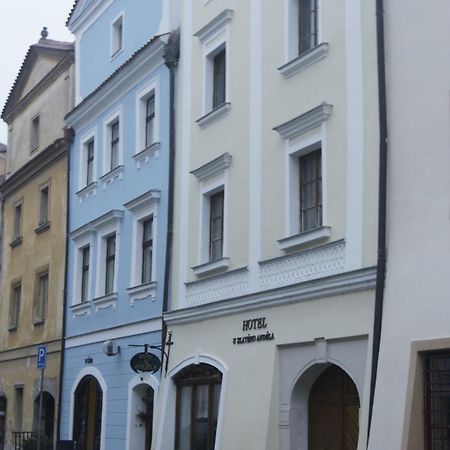 Hotel U Zlateho Andela パルドゥビツェ エクステリア 写真